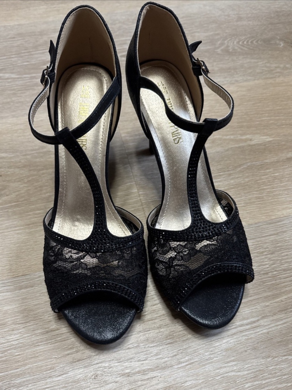 Dream Pairs Amore Women's Stiletto Heel Sandals | Black/Gold | Size 11